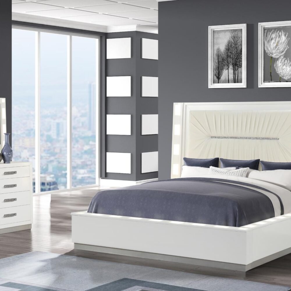Coco White 4 Pieces King Bedroom Set