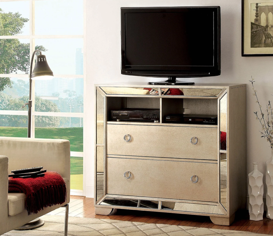 Loraine Champagne Media Chest